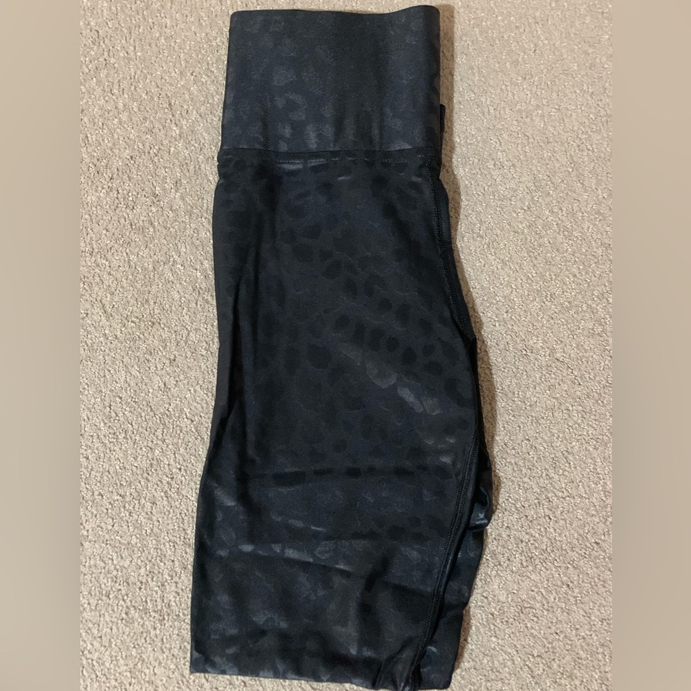 Carbon38 black leggings. NWOT